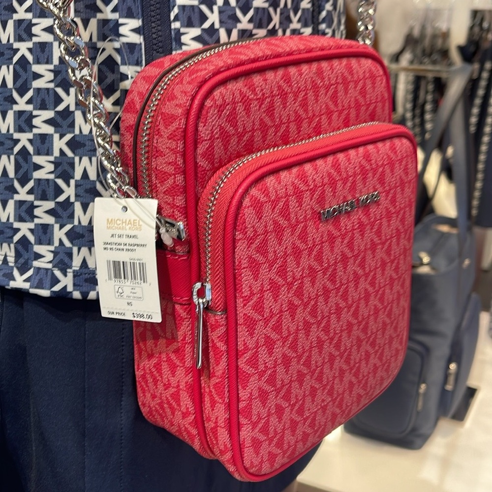 MICHAEL KORS Jet Set Travel Md Signature Logo Crossbody Flight Bag
DK RASPBERRY - Picture 6 of 16
